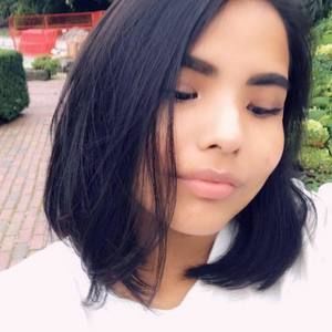 Meet your Posher, Chrissy